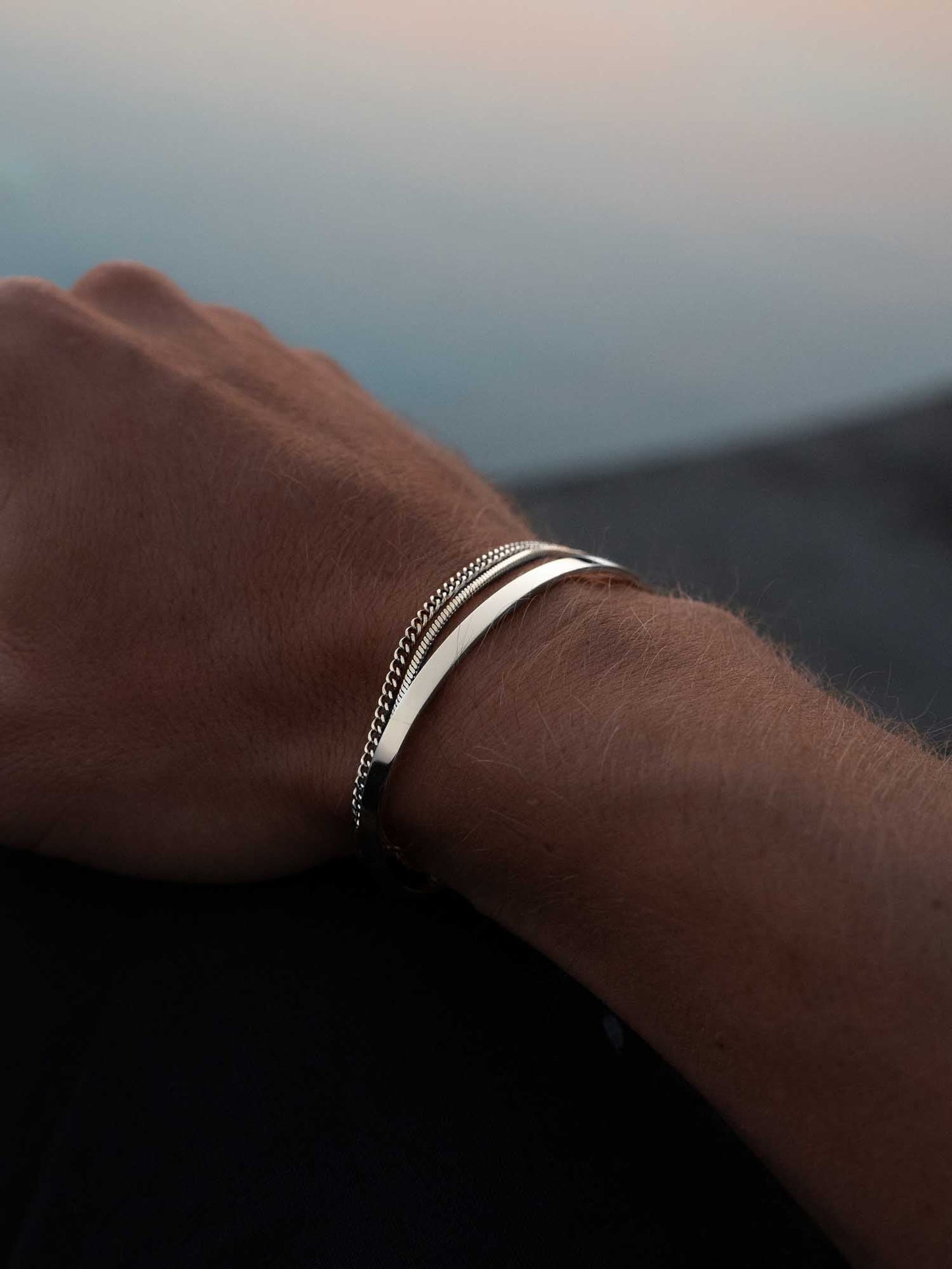 Minimal Unisize Cuff